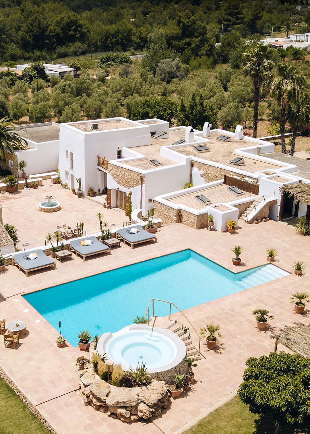 09-Can-Nora-Deliciously-Sorted-Villas-Ibiza